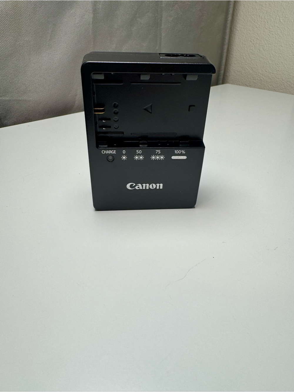 Canon Black Battery Charger LC-E6E